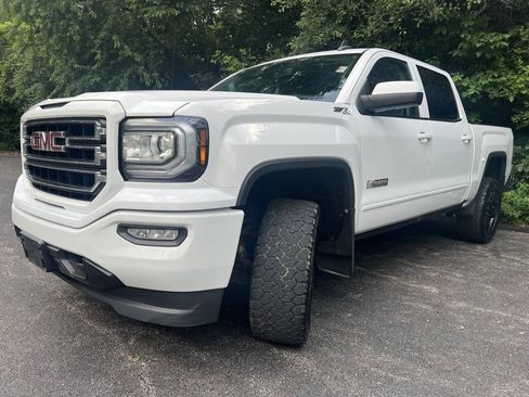 Used 2018 GMC Sierra 1500 SLE w/ Elevation Edition AWD/4WD image 3