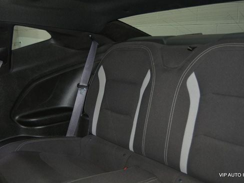 Used 2017 Chevrolet Camaro LT w/ Technology Package RWD image 18