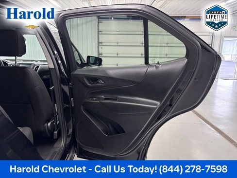 Used 2024 Chevrolet Equinox LT image 8