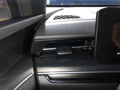 Used 2025 Kia K5 GT image 44