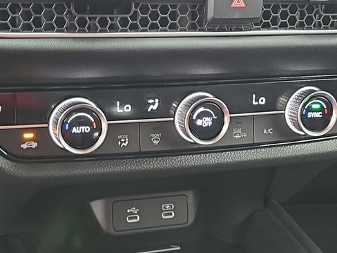 New 2026 Honda HR-V EX-L image 23