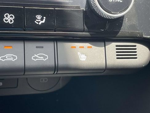 Used 2026 Hyundai Elantra SEL Sport Premium FWD image 27