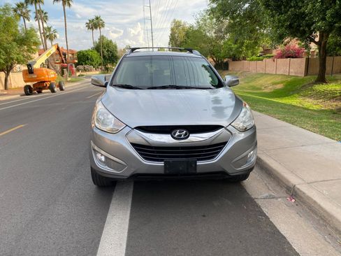 Used 2012 Hyundai Tucson Limited image 5