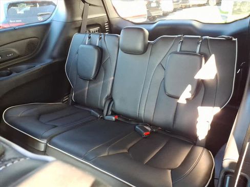 Used 2022 Chrysler Pacifica Limited w/ S Appearance Package image 12