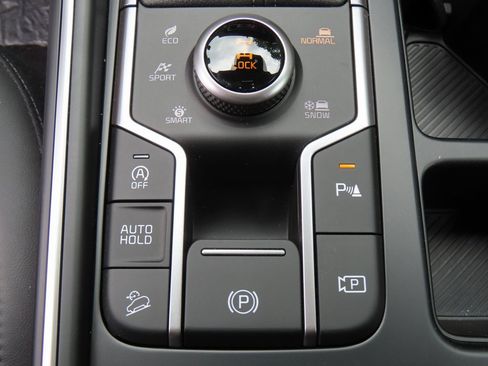 Certified 2025 Kia Sorento X-Line EX image 14