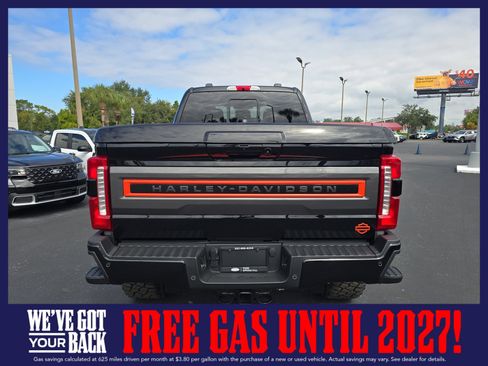New 2026 Ford F250 Lariat w/ Black Appearance Package AWD/4WD image 7