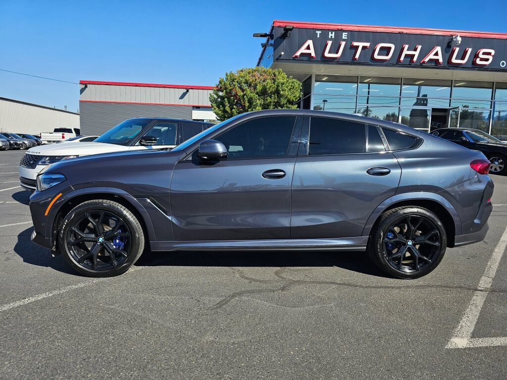 Used 2022 BMW X6 xDrive40i AWD/4WD image 2