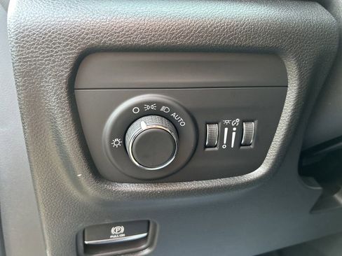 New 2026 Jeep Grand Cherokee Altitude AWD/4WD image 20