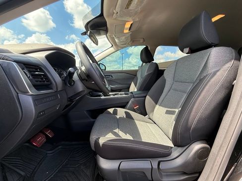 Used 2021 Nissan Rogue S FWD image 22