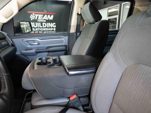 Used 2019 RAM 1500 Big Horn AWD/4WD image 10