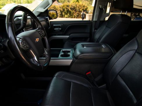 Used 2018 Chevrolet Silverado 1500 LTZ Z71 w/ Centennial Edition AWD/4WD image 12