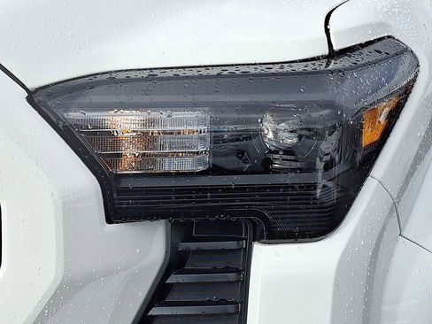 New 2026 Toyota Tacoma SR5 AWD/4WD image 20