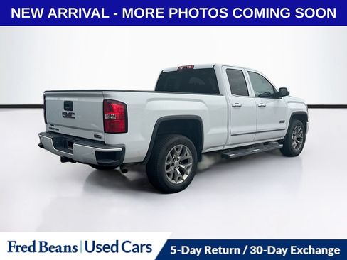 Used 2015 GMC Sierra 1500 SLE w/ All-Terrain Package AWD/4WD image 8