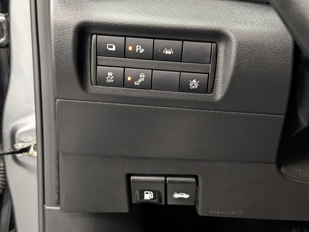 Used 2024 Nissan Kicks S FWD image 22