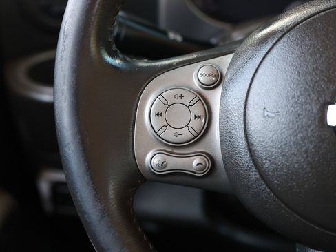 Used 2011 Nissan Cube 1.8 S w/ Interior Designer Pkg FWD image 25
