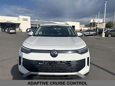 New 2026 Volkswagen Tiguan SE AWD/4WD image 2
