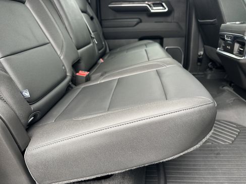 Used 2022 Chevrolet Silverado 1500 LTZ image 16