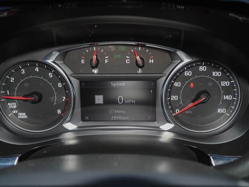 Used 2023 Chevrolet Traverse RS image 16