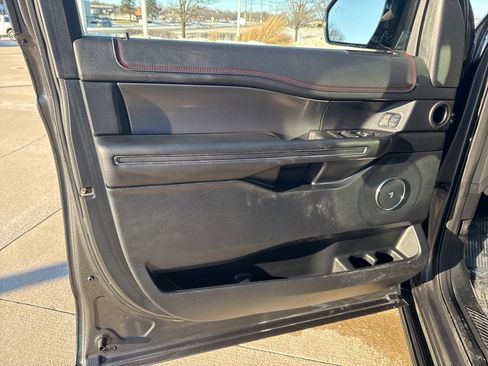 Used 2020 Ford Expedition Limited w/ Equipment Group 303A image 18