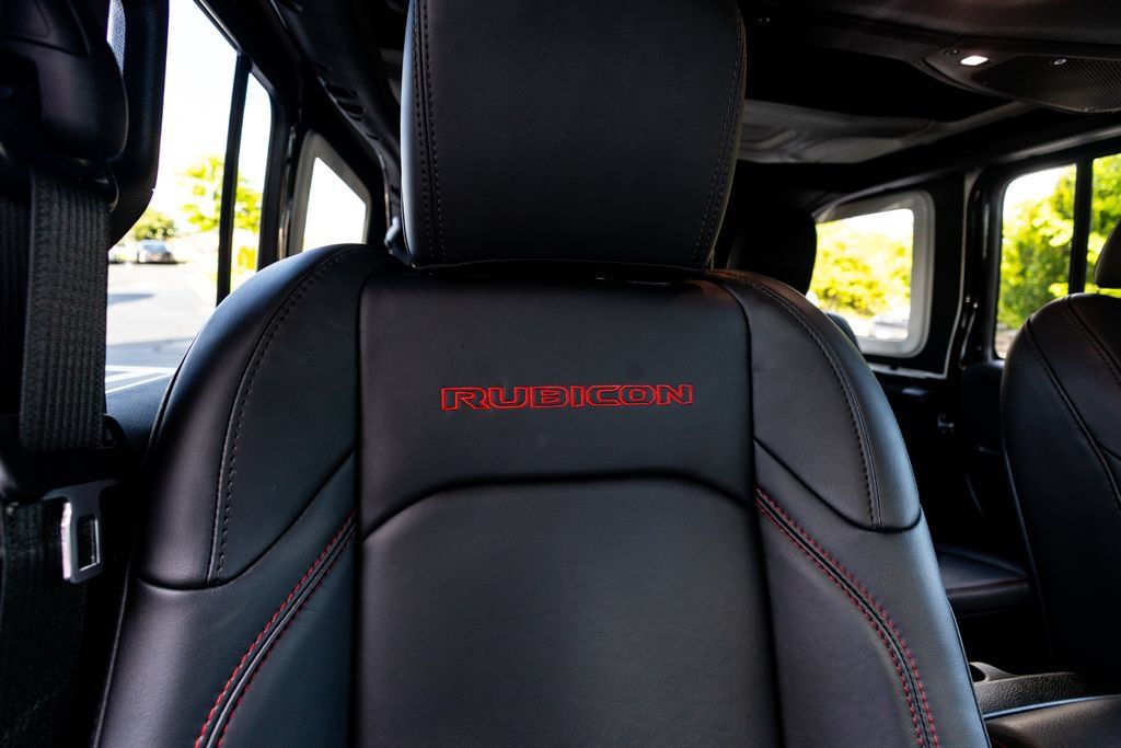 Used 2024 Jeep Wrangler Unlimited Rubicon AWD/4WD image 42