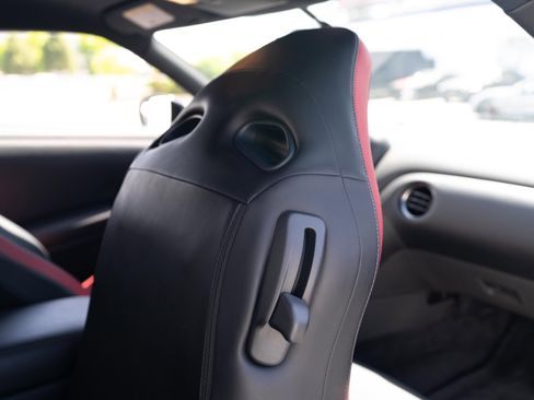 Used 2013 Nissan GT-R Black Edition AWD/4WD image 92