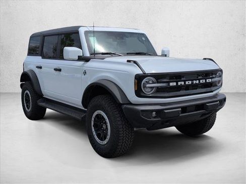 New 2026 Ford Bronco Outer Banks AWD/4WD image 6