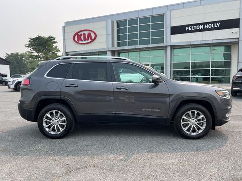 Used 2021 Jeep Cherokee Latitude Lux AWD/4WD image 9