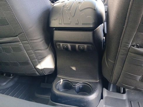 Used 2012 Jeep Wrangler Unlimited Sport image 27