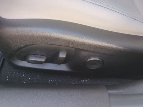 Used 2021 Cadillac CT4 Premium Luxury image 17