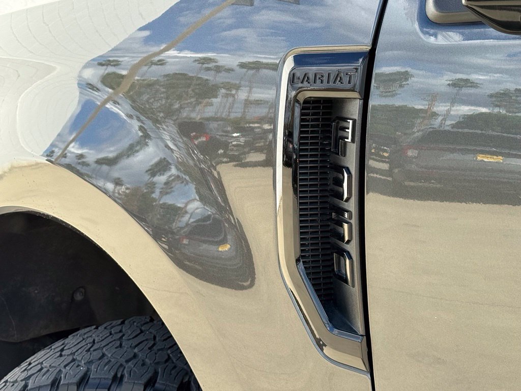 Used 2019 Ford F350 Lariat w/ Lariat Ultimate Package AWD/4WD image 19