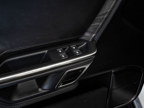 Used 2023 Rivian R1S Adventure image 30