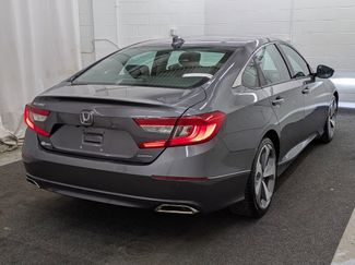 Used 2018 Honda Accord Touring video 2