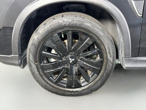 Used 2024 Mitsubishi Outlander Sport LE AWD/4WD image 37