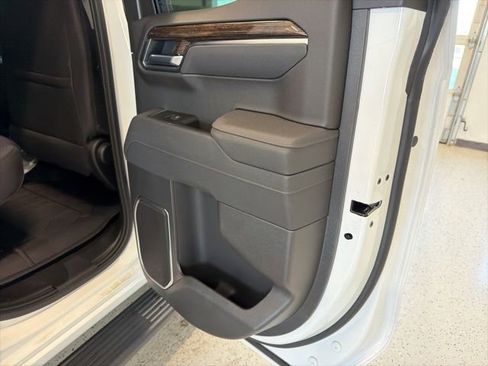 New 2026 GMC Sierra 1500 Elevation image 41