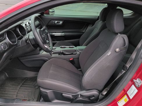 Used 2021 Ford Mustang Coupe RWD image 18