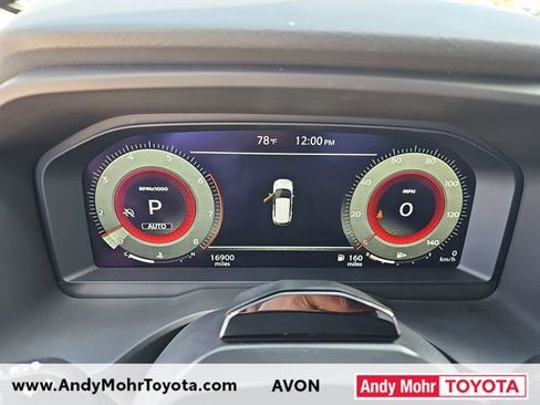 Used 2025 Nissan Rogue Platinum w/ Tech Package image 19