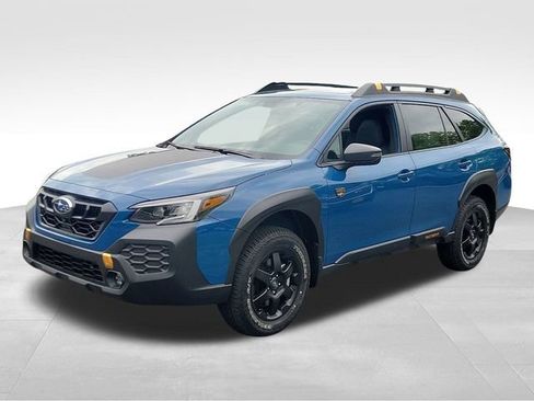 Used 2025 Subaru Outback Wilderness w/ Wilderness Package image 2