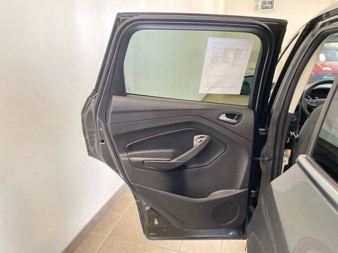 Used 2019 Ford Escape SE AWD/4WD image 9