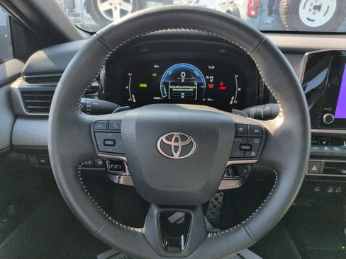 Certified 2025 Toyota Camry SE w/ Convenience Package FWD image 14