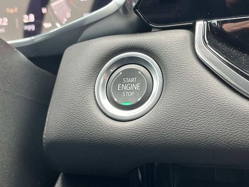 New 2025 GMC Canyon Elevation image 28