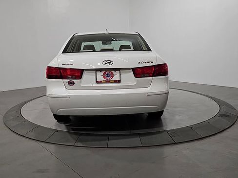Used 2010 Hyundai Sonata GLS image 4