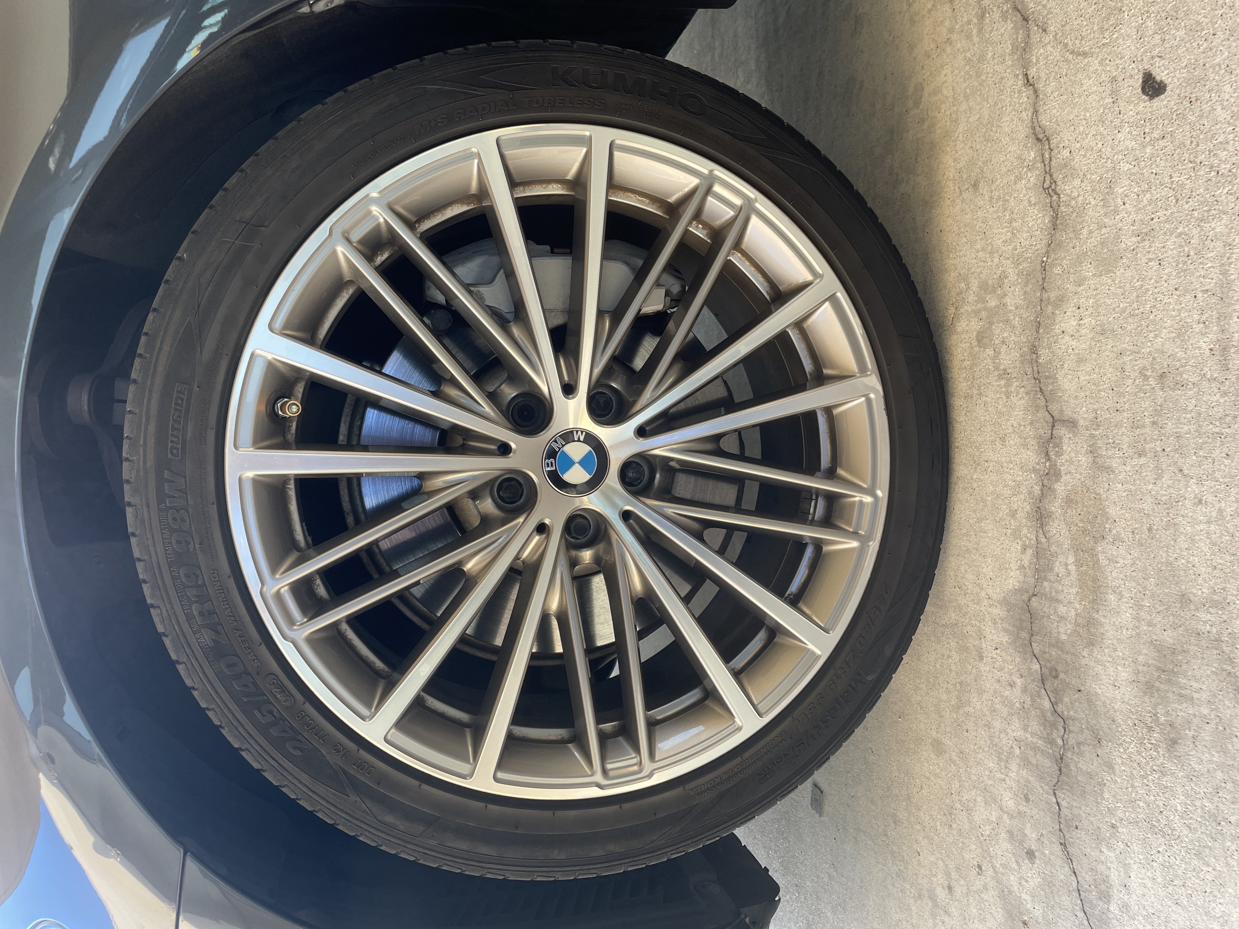 Used 2019 BMW 540i RWD image 30