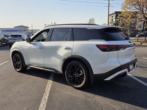 Used 2025 INFINITI QX60 Luxe w/ Black Edition image 8