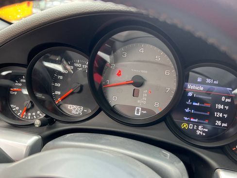 Used 2017 Porsche 911 Carrera 4S AWD/4WD image 24