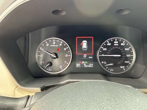 Used 2023 Subaru Outback Limited AWD/4WD image 40