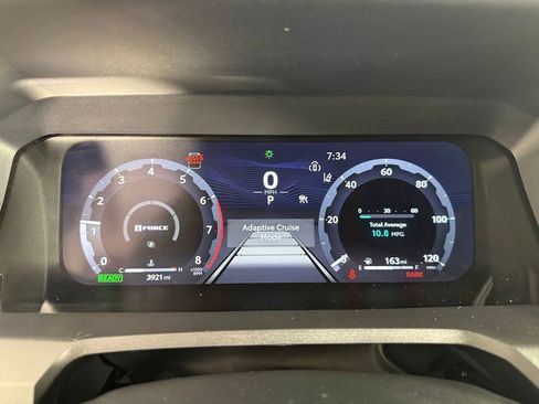 Used 2025 Toyota 4Runner 4WD image 19
