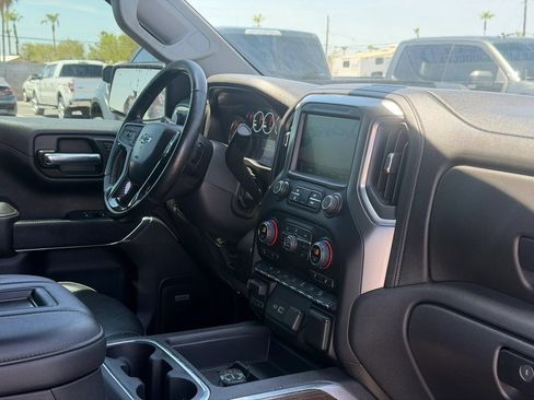 Used 2021 Chevrolet Silverado 1500 LT Trail Boss w/ Convenience Package II AWD/4WD image 30
