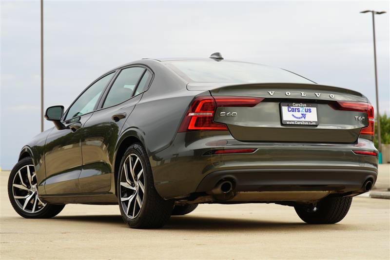 Used 2020 Volvo S60 T6 Momentum AWD/4WD image 5