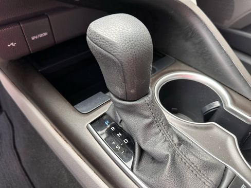 Used 2023 Toyota Camry LE image 21