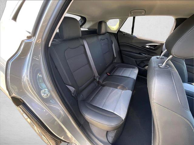 Used 2025 Chevrolet Trax LT w/ Driver Confidence Package FWD image 26